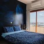 Zima Two Seaside Apartament *