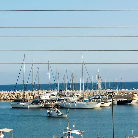 Zima Two Seaside شقة *